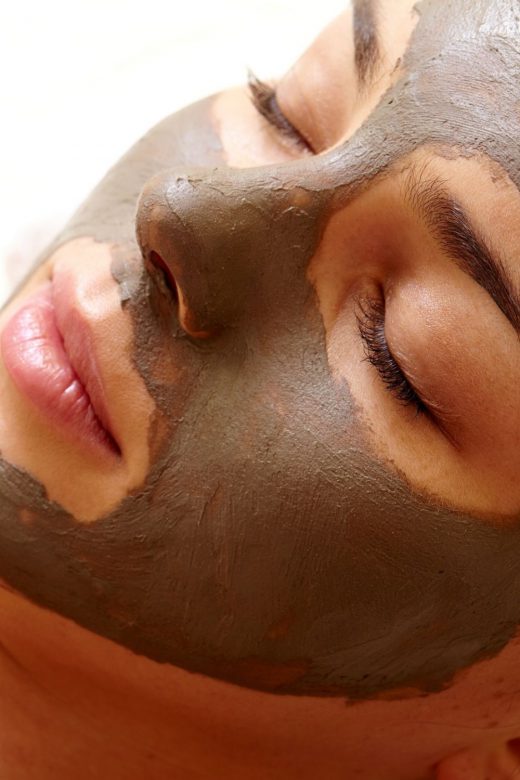 How to Cover Up Acne Scars With Homemade Self-Care