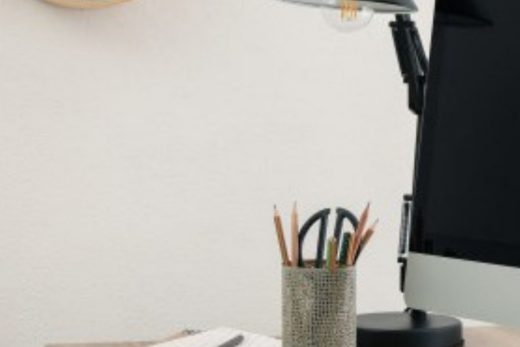 4 Reasons I Thrive With A Messy Desk