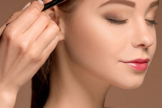 The 4 Makeup Brushes You Need to Master Foundation and Contouring