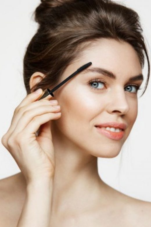 How To Thread Eyebrows At Home