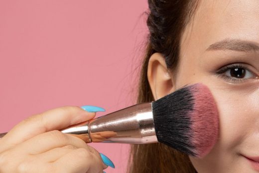 How to Make Natural Makeup?