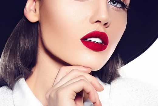 Tips for Successful Applying Red Lipstick