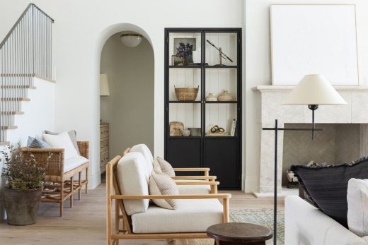 Elegant and Spacious White Home Decoration Ideas