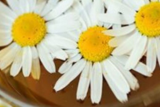 How Is Applied To The Hair Chamomile Juice?