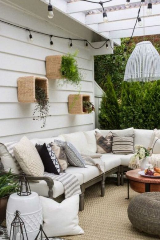 Creative Suggestions For Garden Decoration