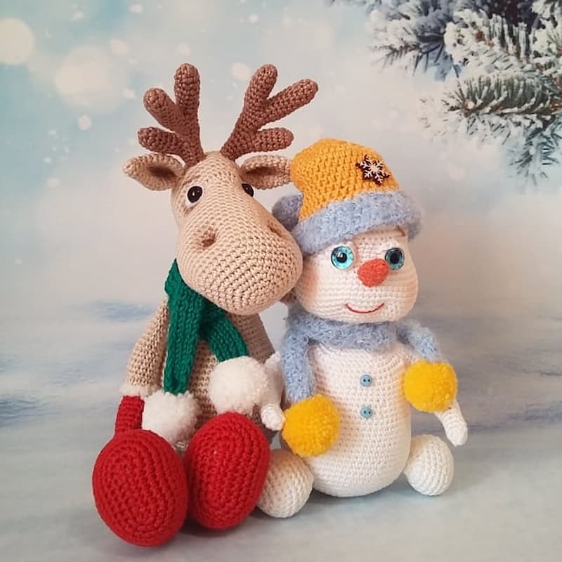 amigurumi deer and snowman